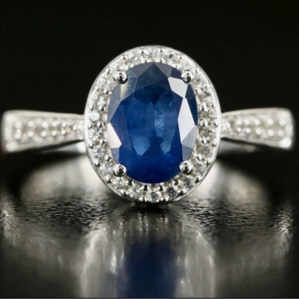 10K 1.49 Carat Sapphire and White Sapphire